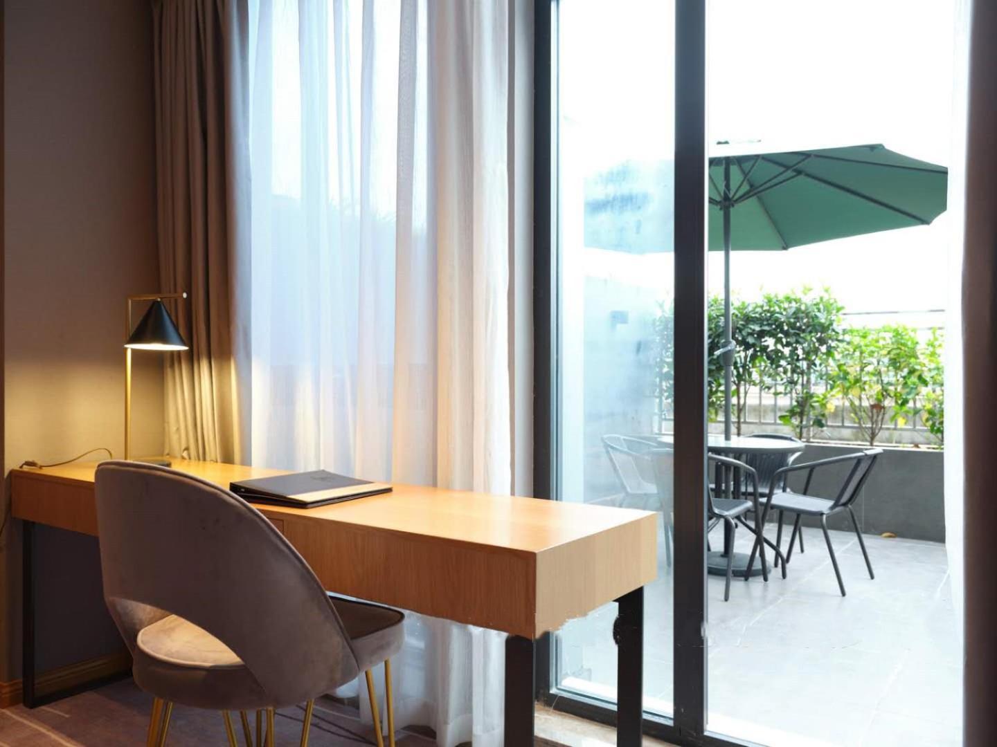 Baian Art Hotel Luzhou Esterno foto